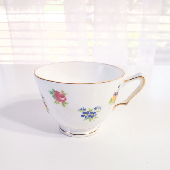 Fine Bone China Crown Staffordshire England Tea Cup - Picture 6 of 7